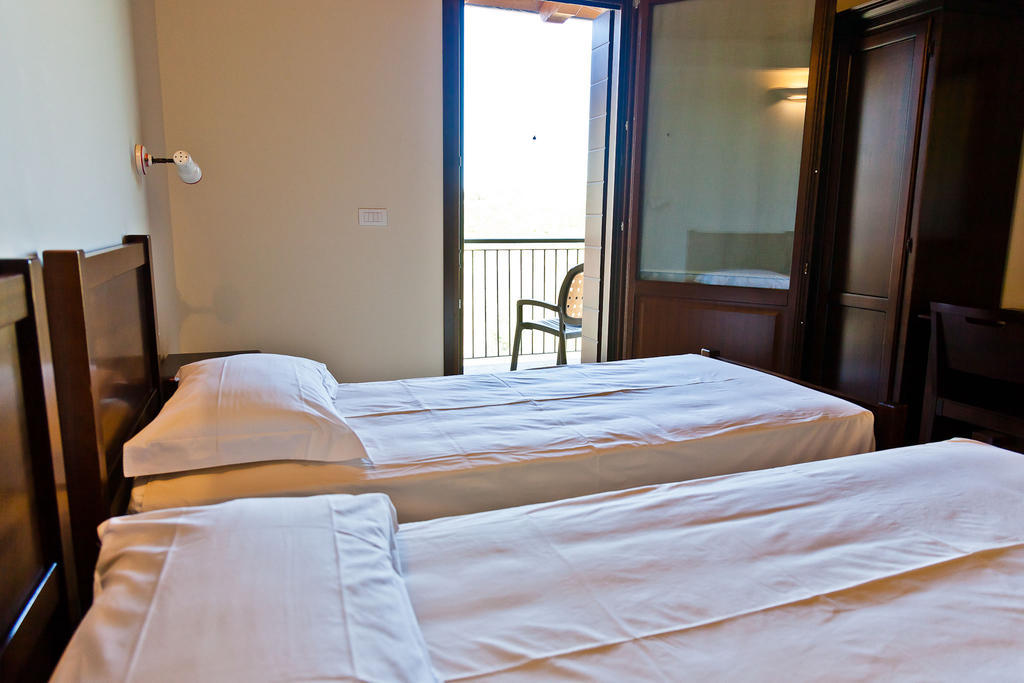 Agriturismo Olistella 帕拉佐罗德罗斯泰尔 客房 照片